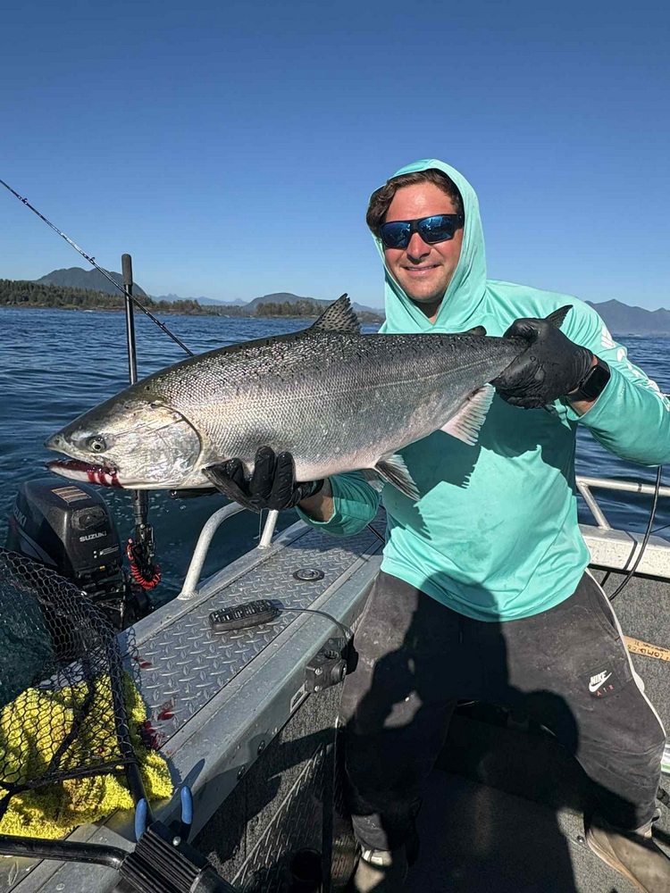 Fishing and lodge photo from Qaayuuk on Kyuquot Sound
