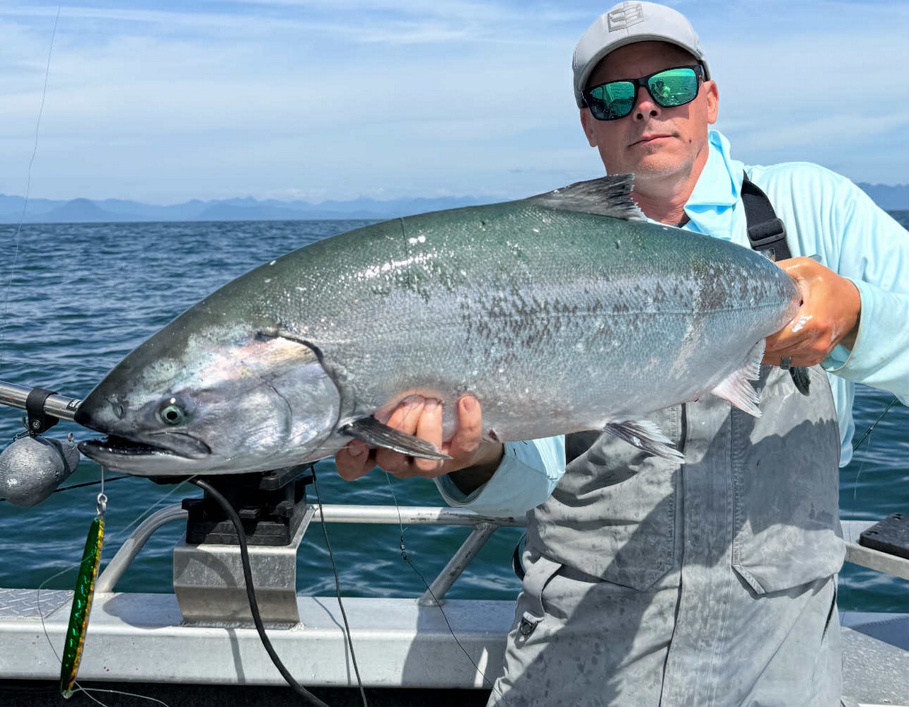 Fishing and lodge photo from Qaayuuk on Kyuquot Sound